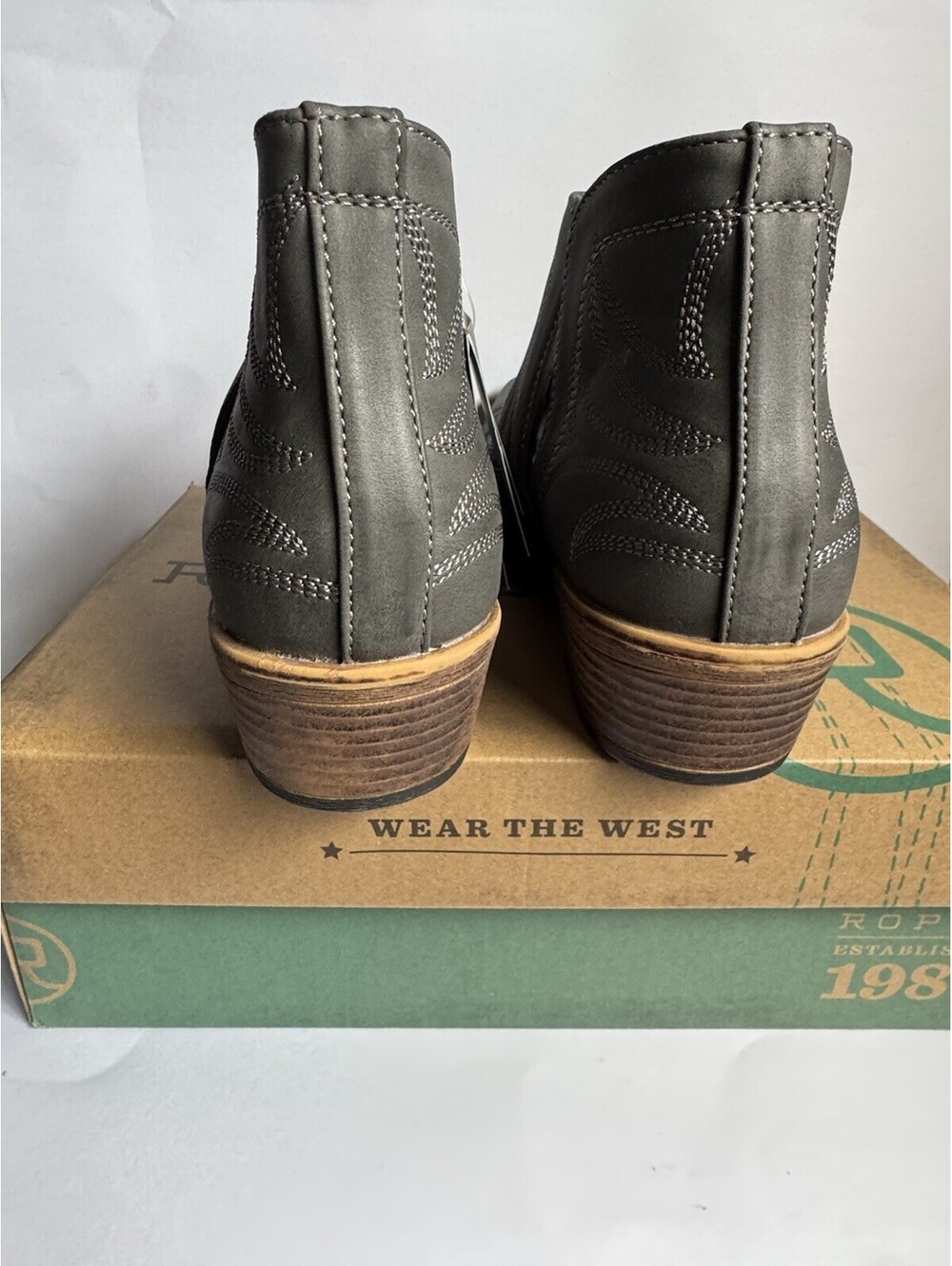 Roper Ava Embroidered Snip Toe Cowboy Booties Womens 7 Grey NWIB NWT - Picture 7 of 11